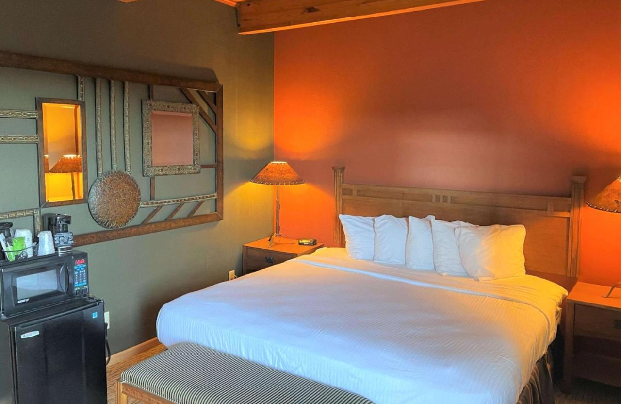 Crossroads Hotel & Event Center Fort Dodge Extérieur photo