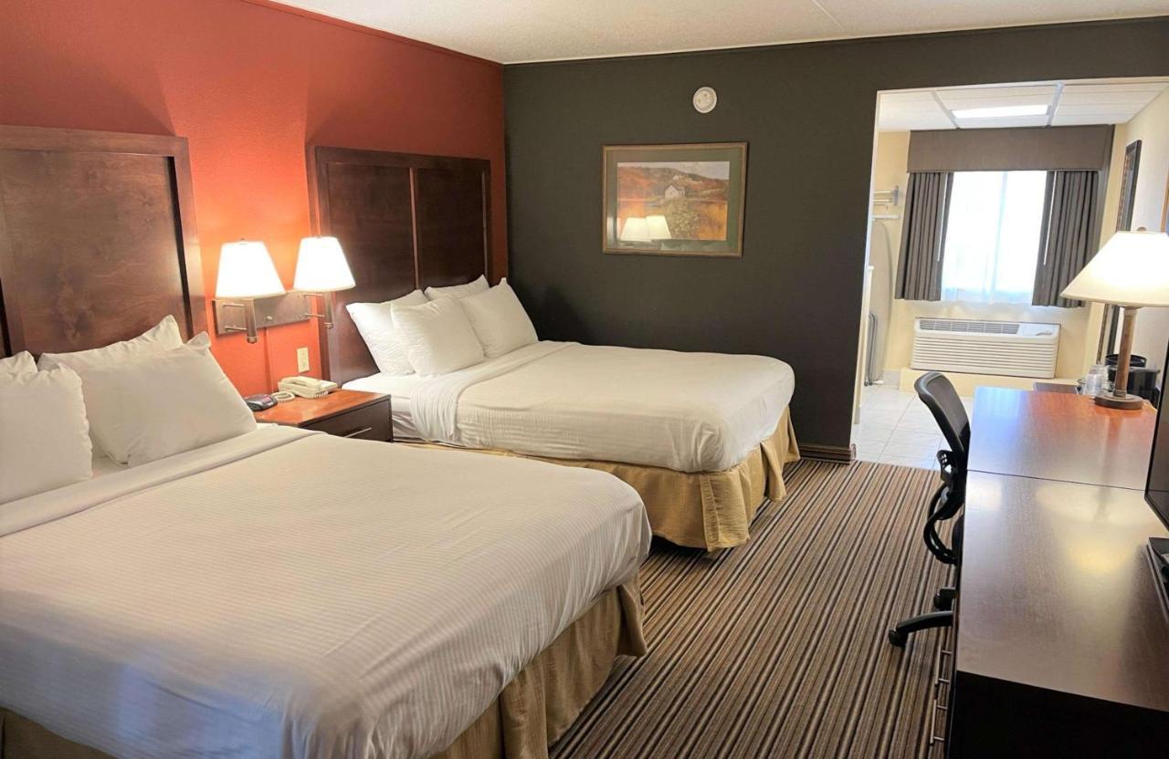 Crossroads Hotel & Event Center Fort Dodge Extérieur photo