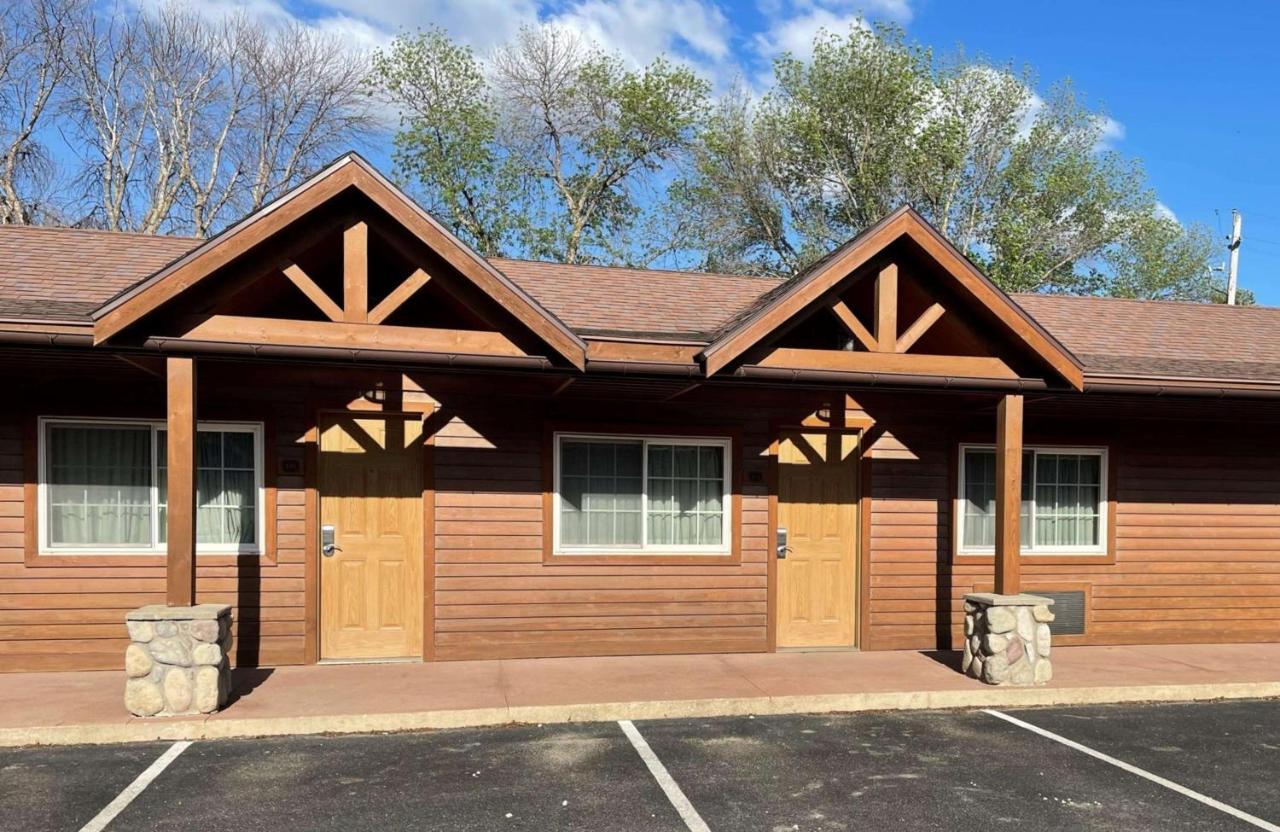 Crossroads Hotel & Event Center Fort Dodge Extérieur photo