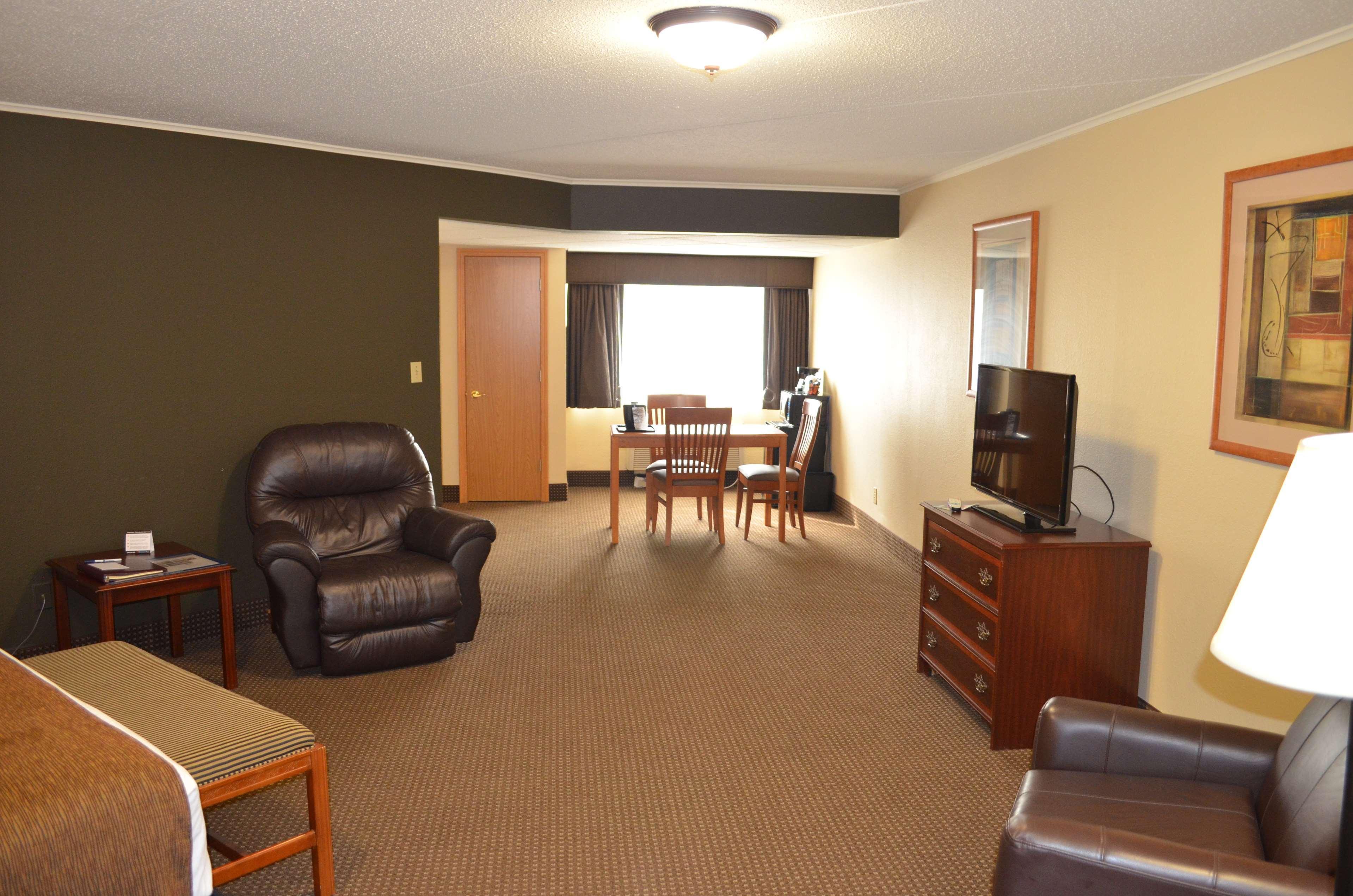 Crossroads Hotel & Event Center Fort Dodge Extérieur photo