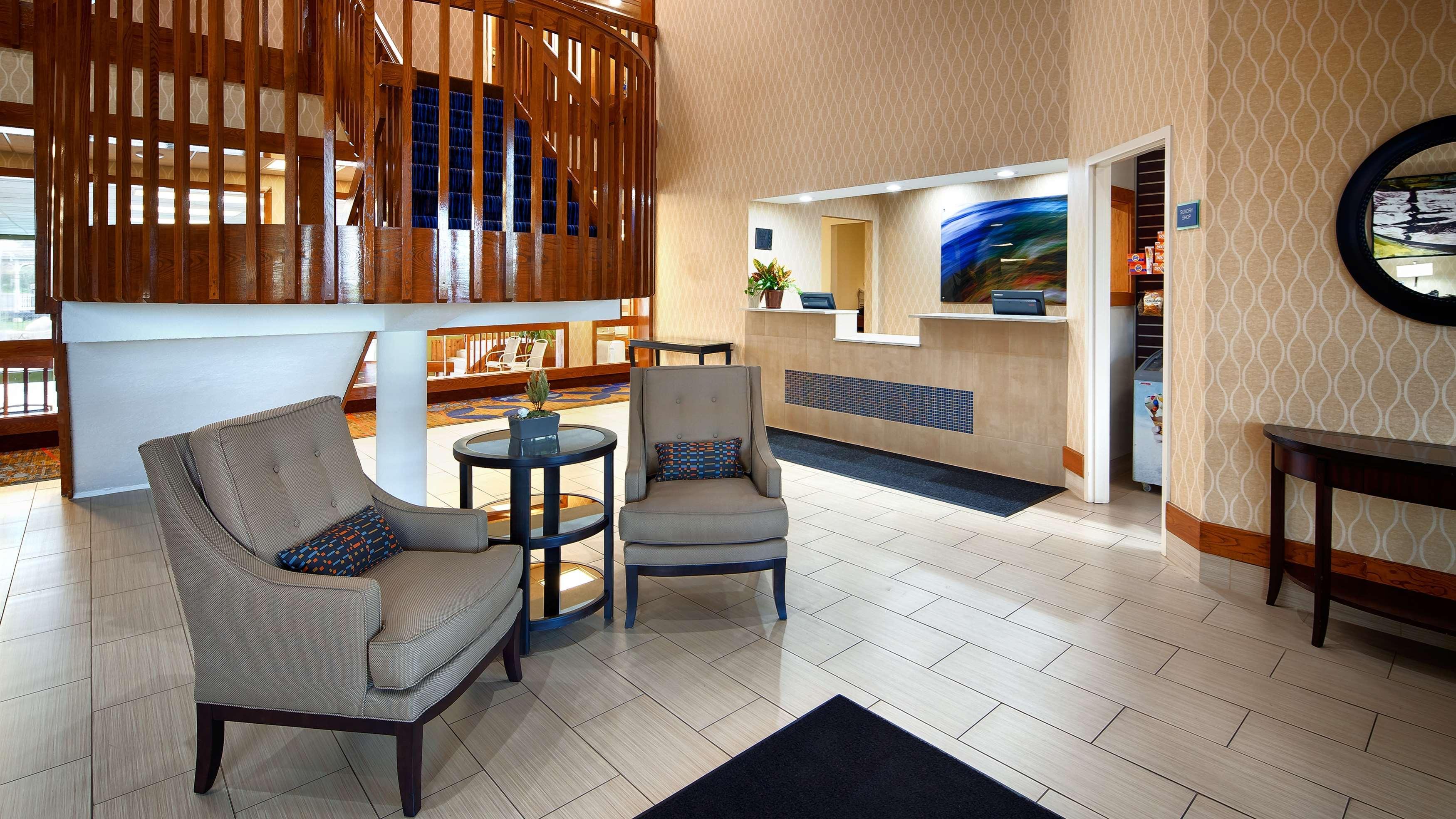 Crossroads Hotel & Event Center Fort Dodge Extérieur photo