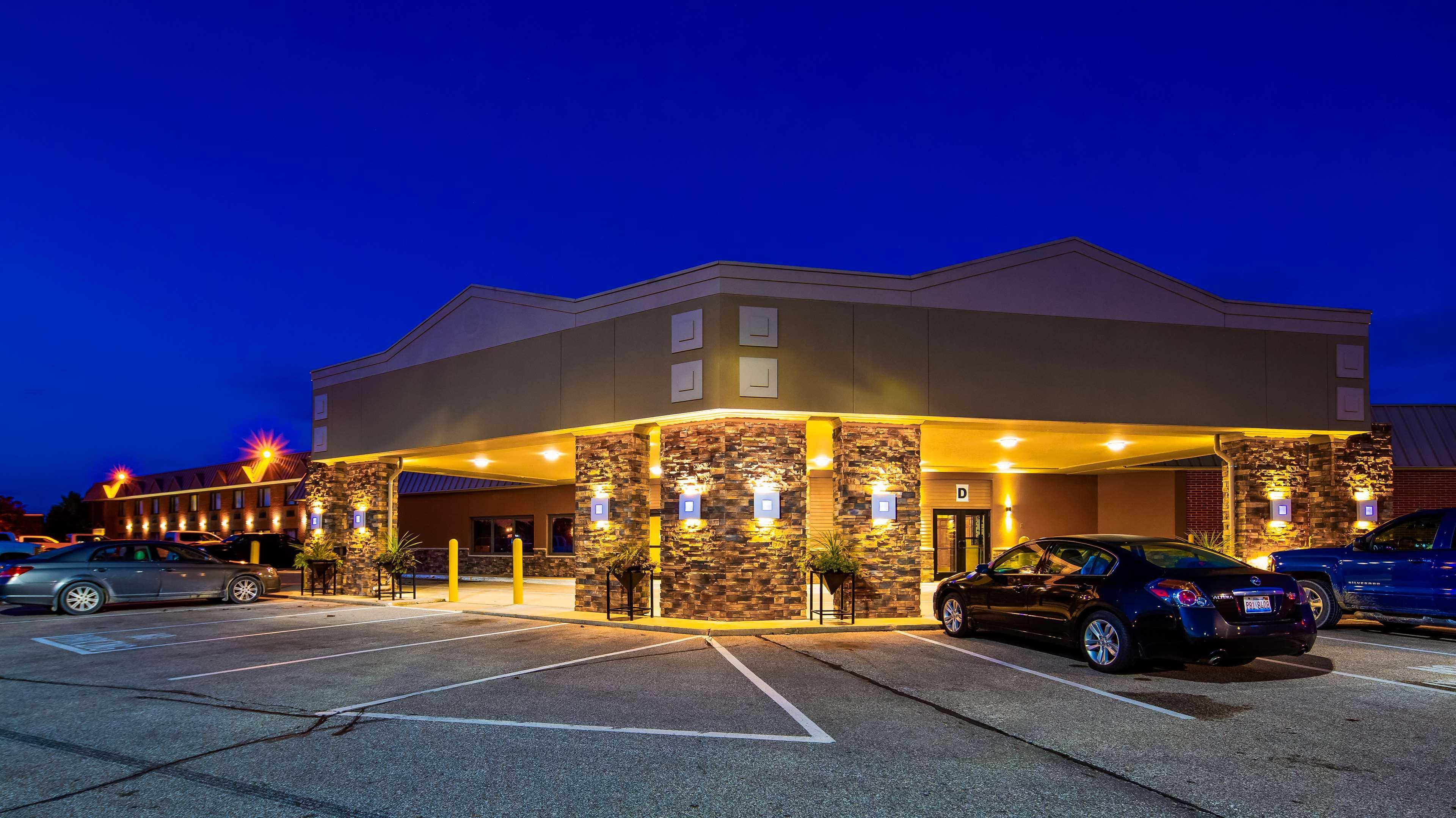 Crossroads Hotel & Event Center Fort Dodge Extérieur photo